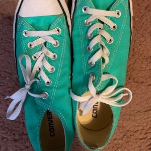 Teal converse